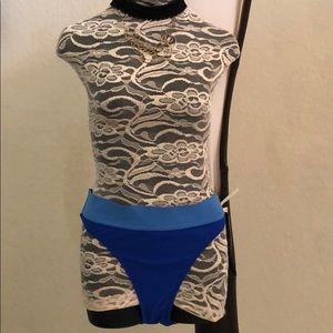 LA BLANCA WOMENS SWIMWEAR Size 8 /Blue
